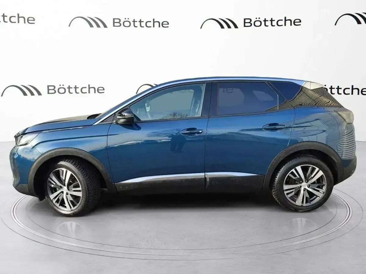 Gebraucht Peugeot 3008 Allure 131 PS (96 kW) 2024 Lackierung blau celebes/metallic klarlack SUV