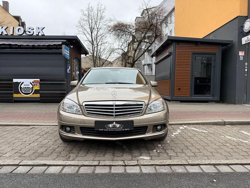 Gebraucht Mercedes C180 156 PS (114 kW) 2008 Beige Limousine