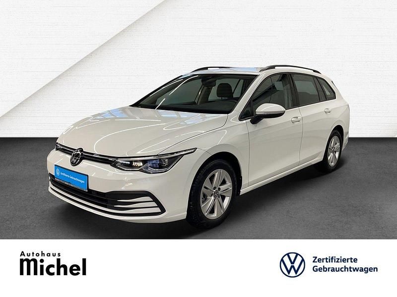Weiß Gebraucht 2022 VW Golf VIII Life Kombi | 19.130 € (Fairer Preis) - Bild 1/4
