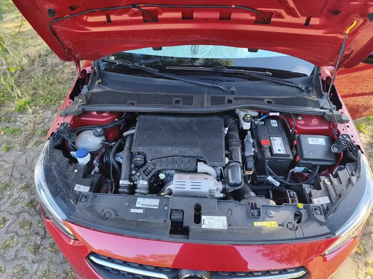 Gebraucht Opel Corsa 101 PS (74 kW) 2022 Rot Kleinwagen