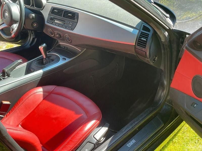 Gebraucht BMW Z4 Sport Line 150 PS (110 kW) 2007 Schwarz Cabrio