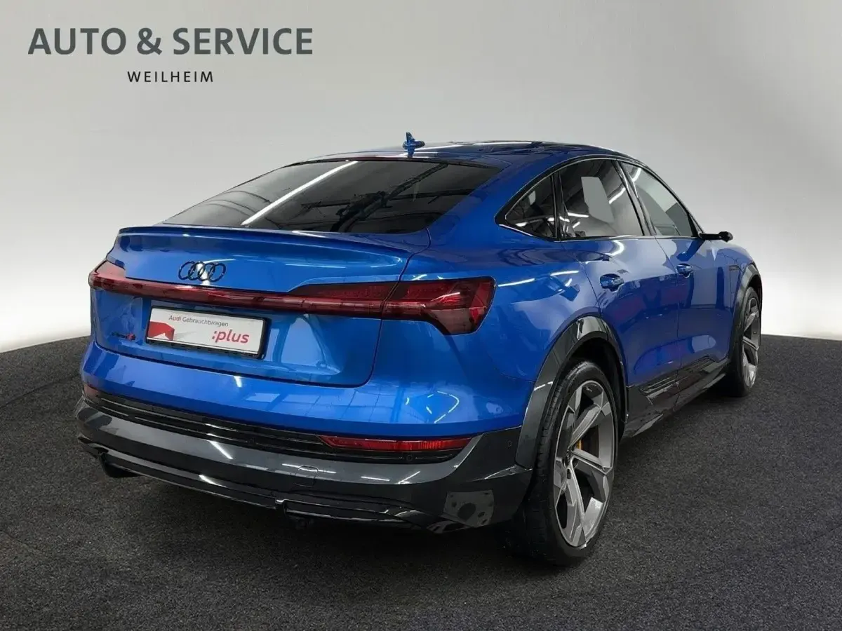 Gebraucht Audi e-tron Sportback Sport 369 kW (503 PS) 2022 Blau SUV