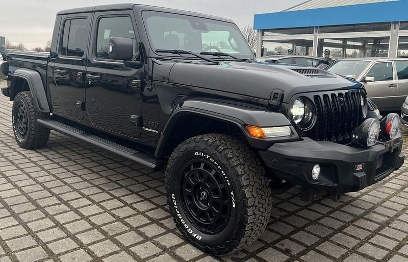 Gebraucht Jeep Gladiator 264 PS (194 kW) 2024 Schwarz Abholung