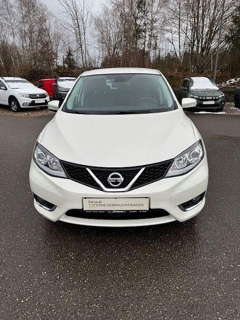 Weiß Gebraucht 2016 Nissan Pulsar 360º Limousine | 11.490 € (Fairer Preis) - Bild 1/4