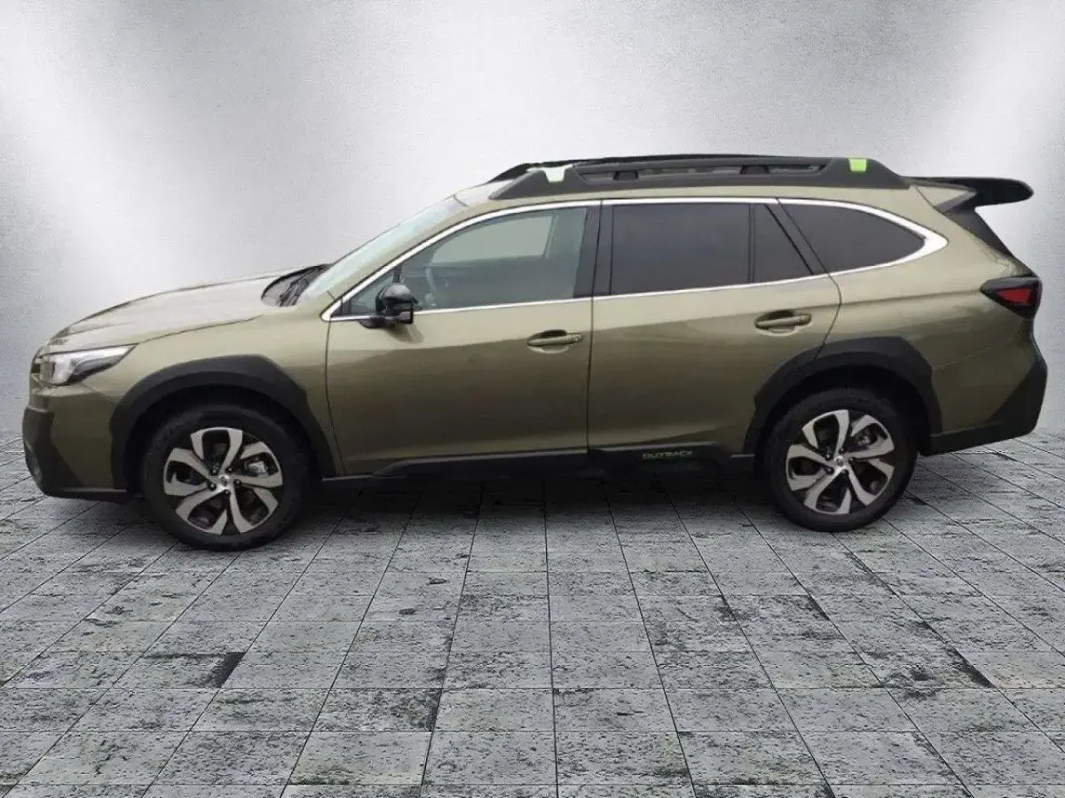 Occasion Subaru Outback Exclusive+ 170 ch (125 kW) 2025 Vert SUV