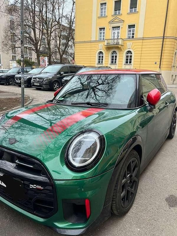 Gebraucht Mini John Cooper Works 231 PS (169 kW) 2025 Grün Kleinwagen