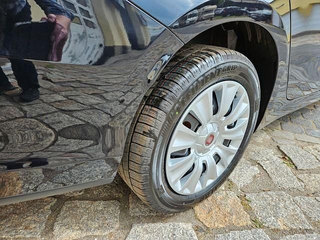 Gebraucht Fiat Tipo 131 PS (96 kW) 2024 Schwarz Kombi