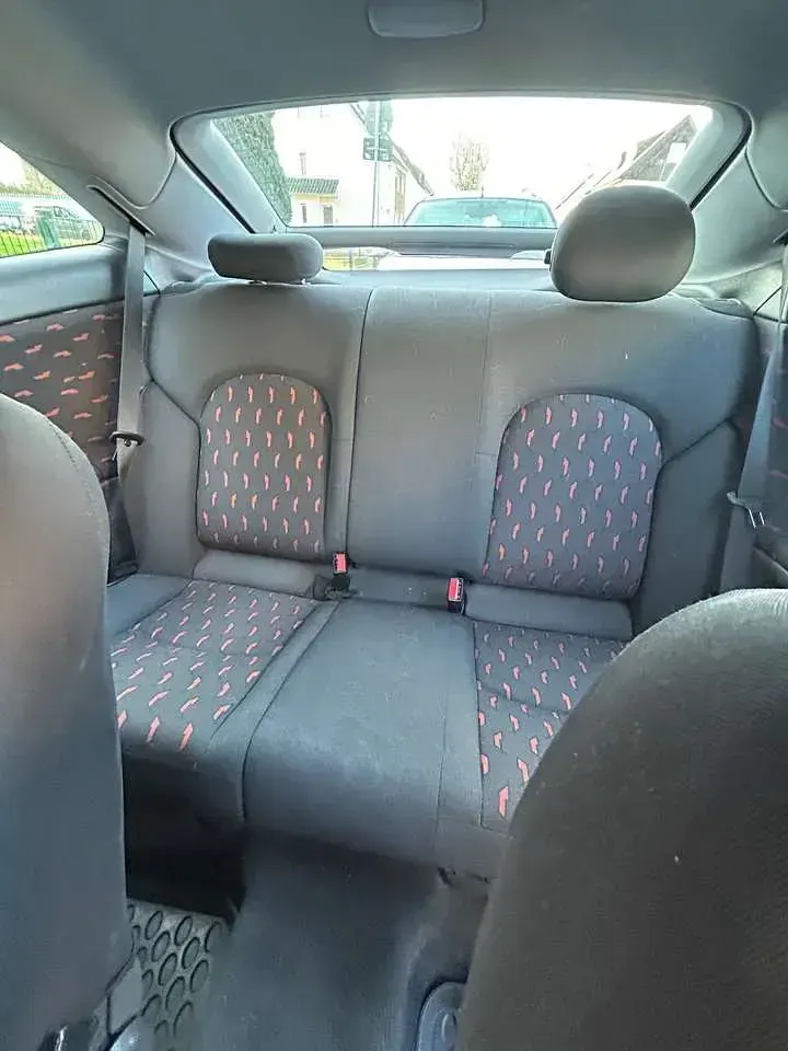 Gebraucht Mercedes C180 143 PS (105 kW) 2003 Grau Coupé
