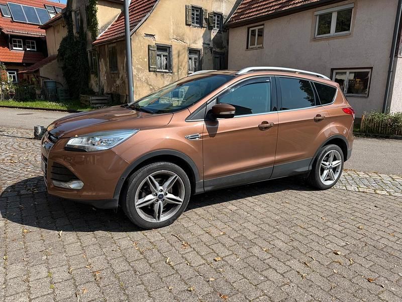 Bronze Gebraucht 2014 Ford Kuga Titanium SUV | 11.900 € (Guter Preis) - Bild 1/4