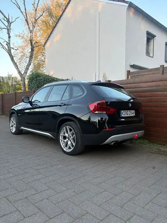 Gebraucht BMW X1 177 PS (130 kW) 2010 Schwarz SUV