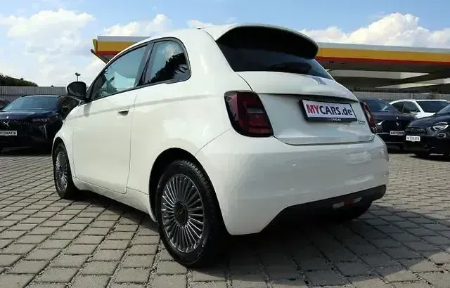 Gebraucht Fiat 500e 69 kW (95 PS) 2023 Andere