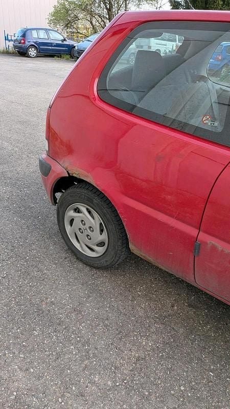 Occasion Honda Logo 65 ch (47 kW) 1998 Rouge Citadine