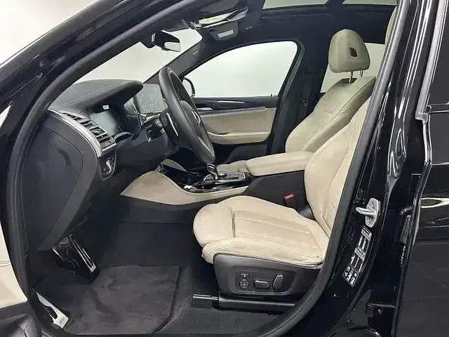 Gebraucht BMW X4 M Sport 340 PS (250 kW) 2025 Schwarz SUV