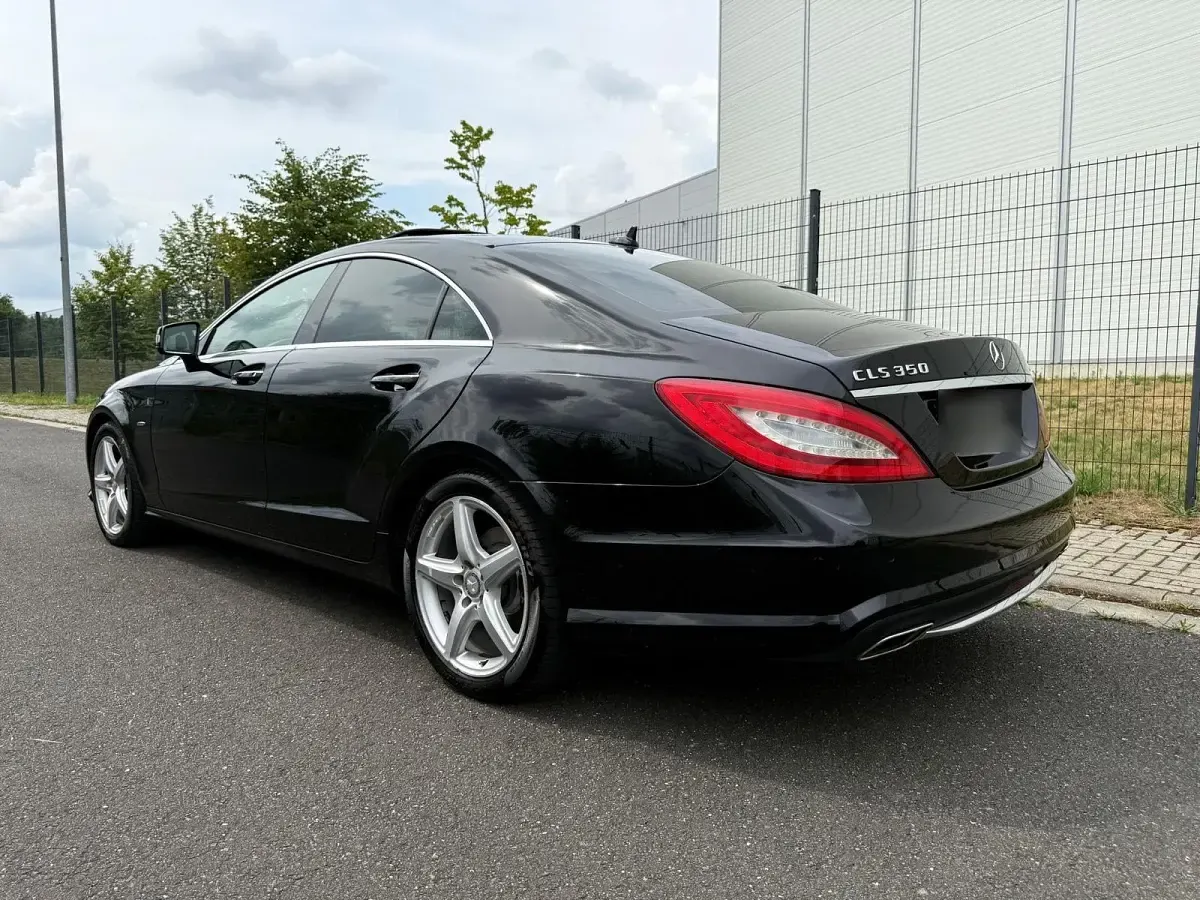 Gebraucht Mercedes CLS350 265 PS (194 kW) 2011 Schwarz Limousine
