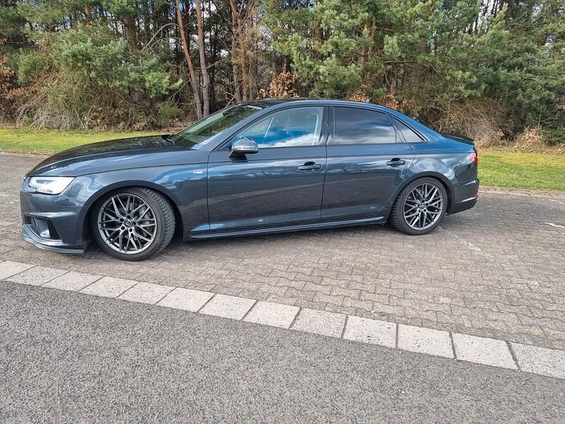 Gebraucht Audi A4 Design 190 PS (139 kW) 2019 Schwarz Limousine