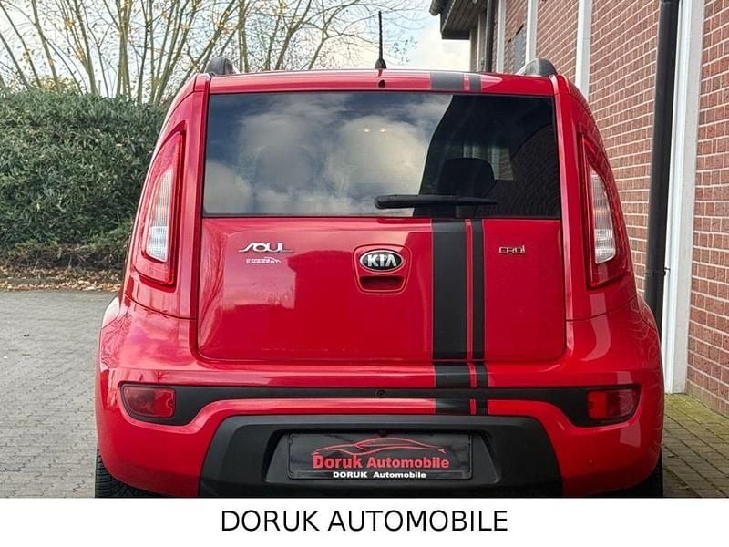 Gebraucht Kia Soul Edition 7 128 PS (94 kW) 2013 Rot SUV