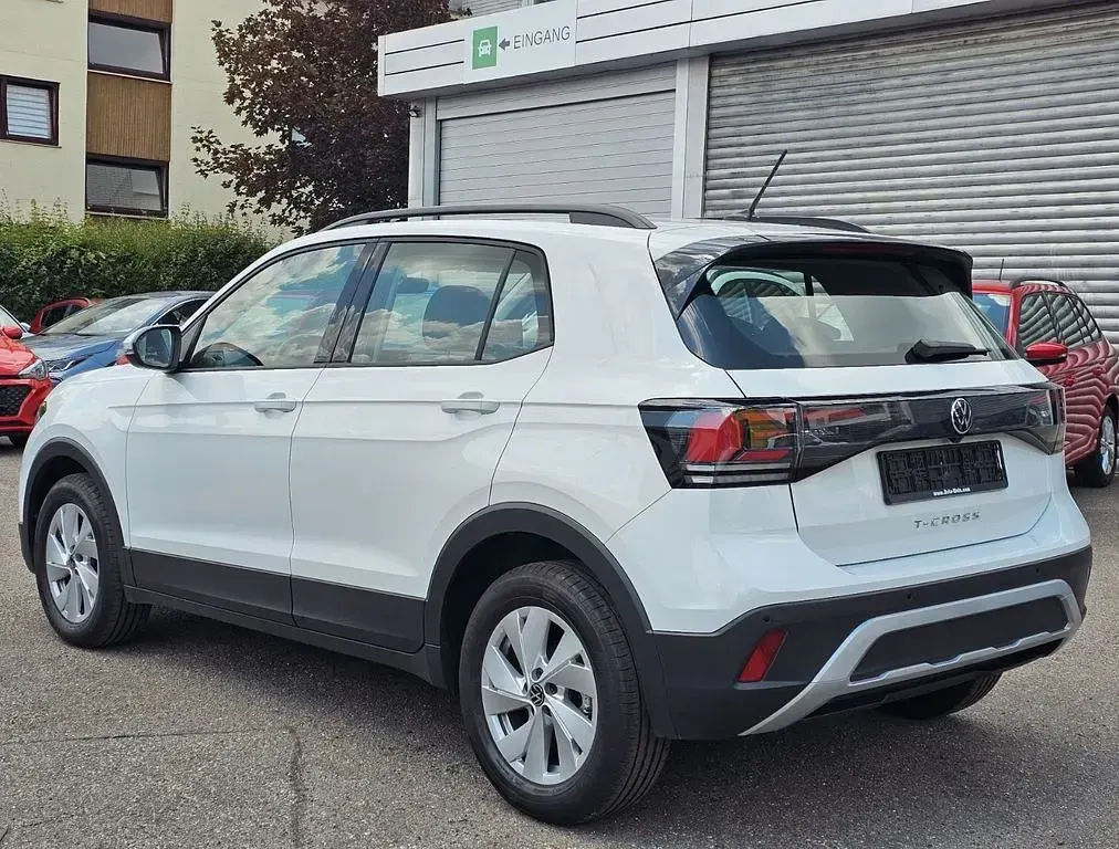 Gebraucht VW T-Cross Life 116 PS (85 kW) 2025 Weiß SUV