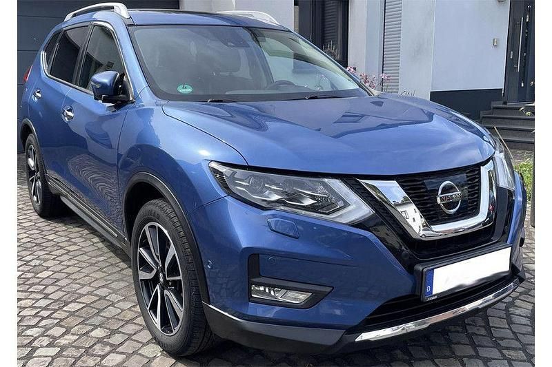 Blau Gebraucht 2019 Nissan X-Trail Tekna SUV | 18.500 € (Fairer Preis) - Bild 1/4