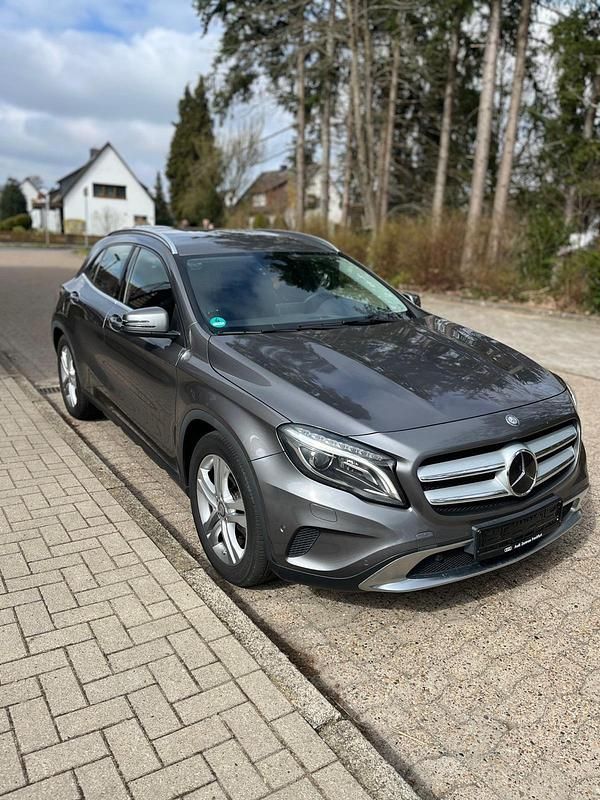 Gebraucht Mercedes 220 177 PS (130 kW) 2016 Grau SUV