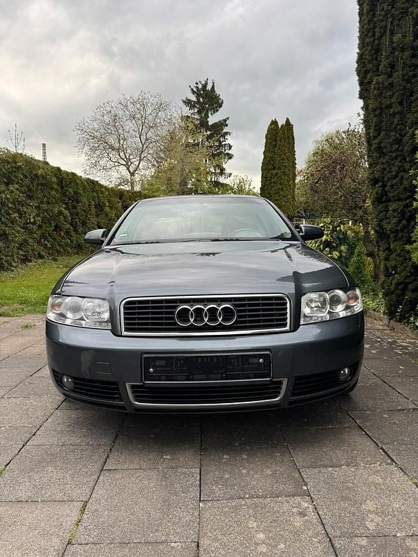 Second-hand Audi A4 130 CP (95 kW) 2001 Gri Berlinǎ