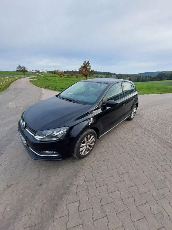 Schwarz Gebraucht 2014 VW Polo Limousine | 4.200 € (Guter Preis) - Bild 1/4