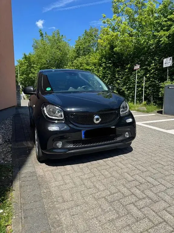Gebraucht Smart ForFour Passion 71 PS (52 kW) 2017 Schwarz Kleinwagen