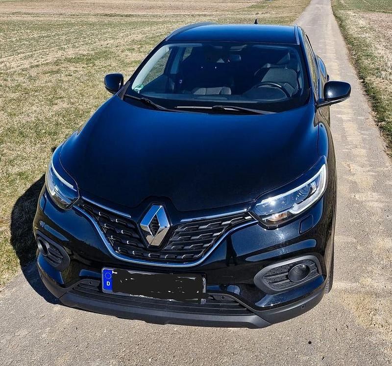 Schwarz Gebraucht 2020 Renault Kadjar Equilibre SUV | 15.500 € (Guter Preis) - Bild 1/4