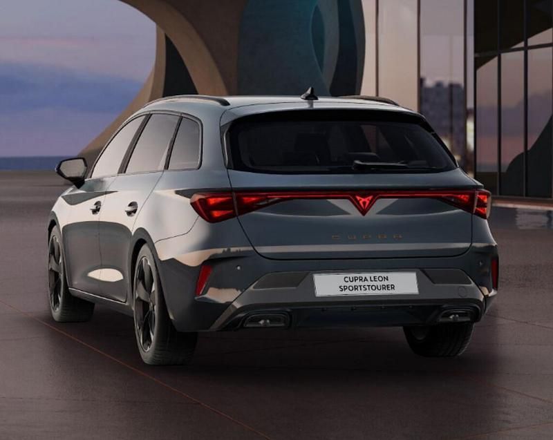 Gebraucht Cupra Leon 150 PS (110 kW) 2024 Grau Kombi