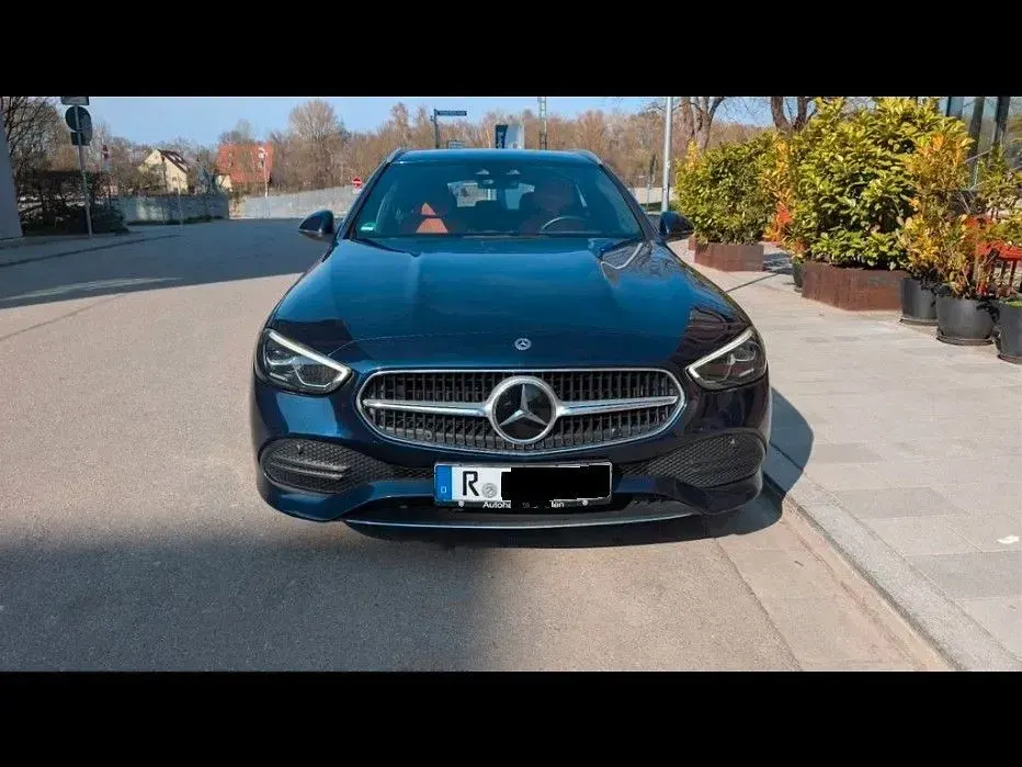Gebraucht Mercedes 300 265 PS (194 kW) 2022 Blau Limousine