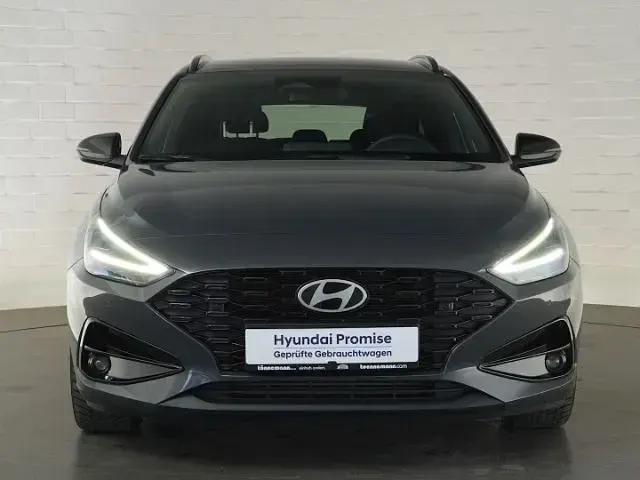 Gebraucht Hyundai i30 Advantage 140 PS (102 kW) 2025 Grau Kombi
