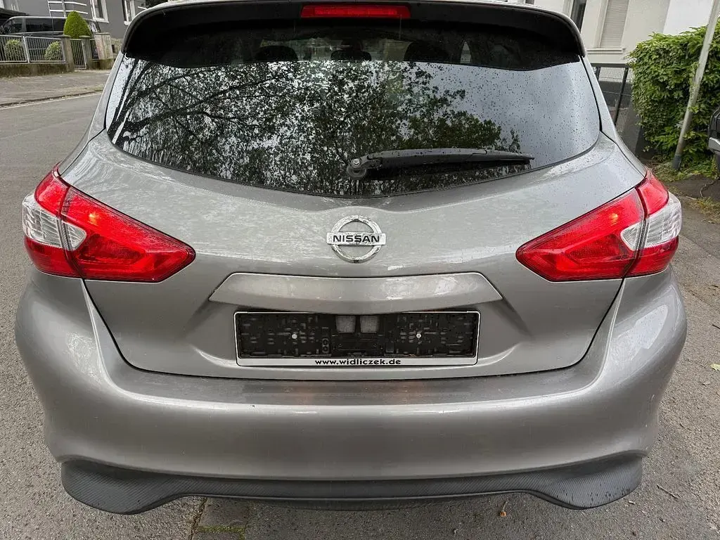 Gebraucht Nissan Pulsar Tekna 116 PS (85 kW) 2017 Grau Kleinwagen