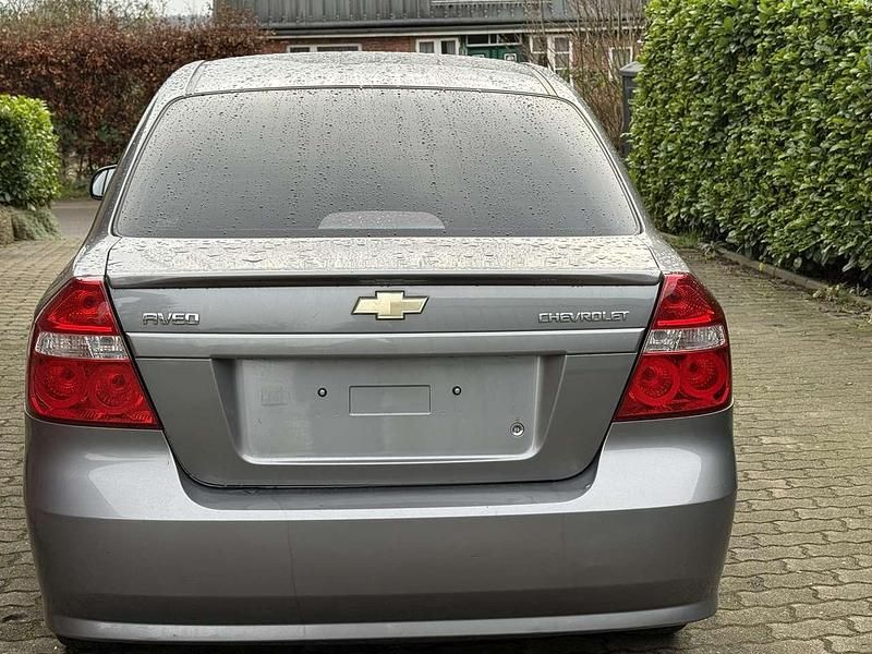 Gebraucht Chevrolet Aveo LT 94 PS (69 kW) 2009 Grau Limousine