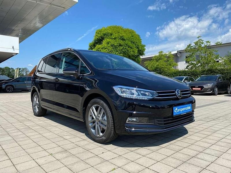 Deep black perleffekt Gebraucht 2022 VW Touran Highline Van / Kleinbus | 27.950 € (Fairer Preis) - Bild 1/1
