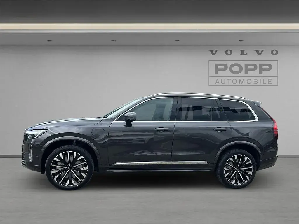 Neu Volvo XC90 Plus 455 PS (334 kW) 2026 Platinum grey SUV