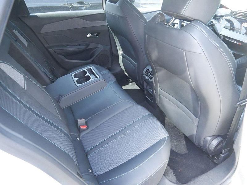 Gebraucht Peugeot 308 SW Allure 131 PS (96 kW) 2022 Weiß Kombi