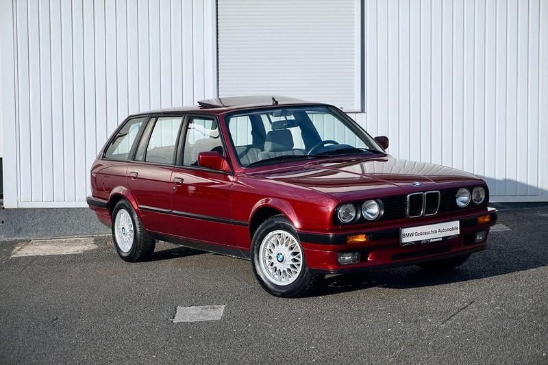Sonderlackierung Gebraucht 1992 BMW 316 Kombi | 15.400 € - Bild 1/4