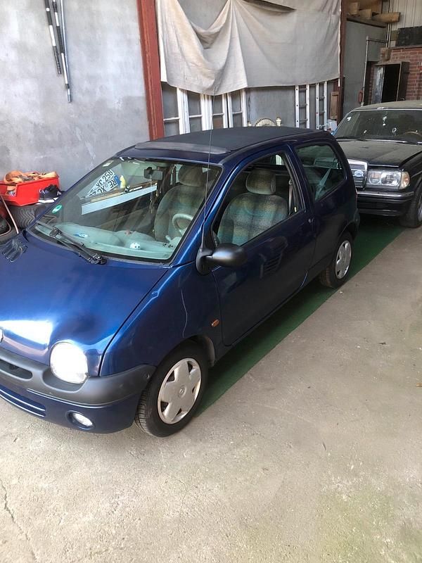 Second-hand Renault Clio II 1999 Albastru Hatchback