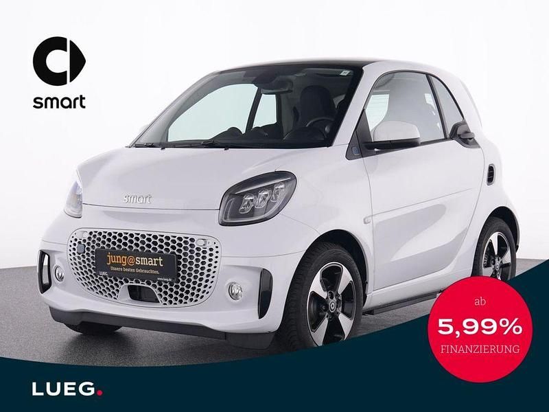 Weiß Gebraucht 2022 Smart ForTwo Electric Drive Passion Coupé | 14.485 € (Guter Preis) - Bild 1/4