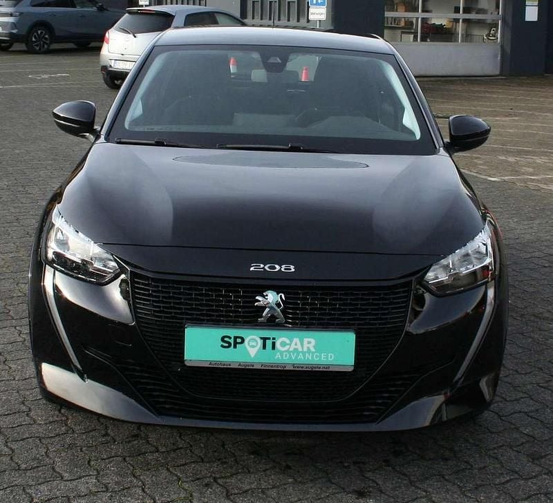 Gebraucht Peugeot e-208 Active 100 kW (136 PS) 2021 Schwarz Kleinwagen