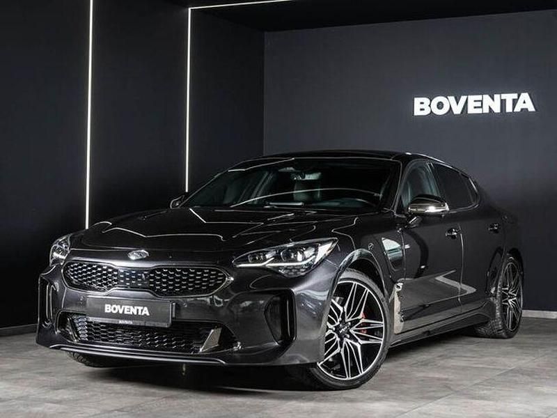 Gebraucht Kia Stinger GT 366 PS (269 kW) 2021 (p2m) pantera metal metallic Kleinwagen