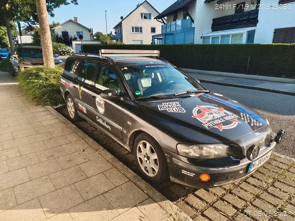 Gebraucht Volvo V70 140 PS (102 kW) 2000 Schwarz Kombi