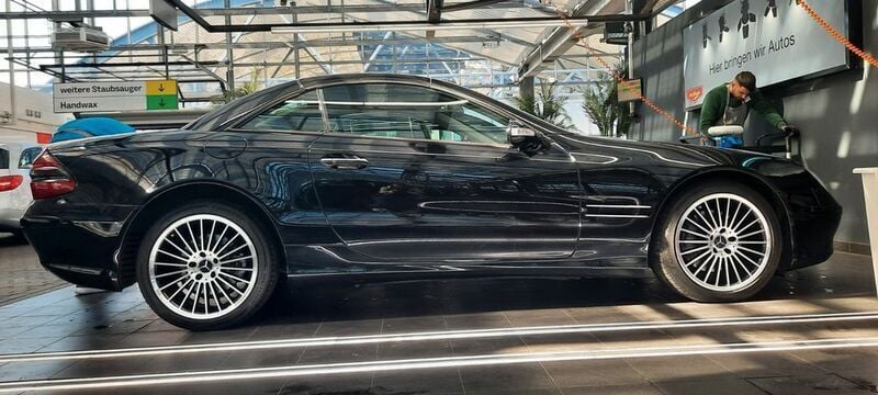 Schwarz Gebraucht 2001 Mercedes SL500 Cabrio | 17.500 € - Bild 1/4
