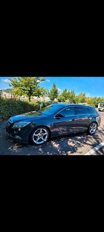 Gebraucht Opel Insignia 160 PS (117 kW) 2012 Grau Kombi