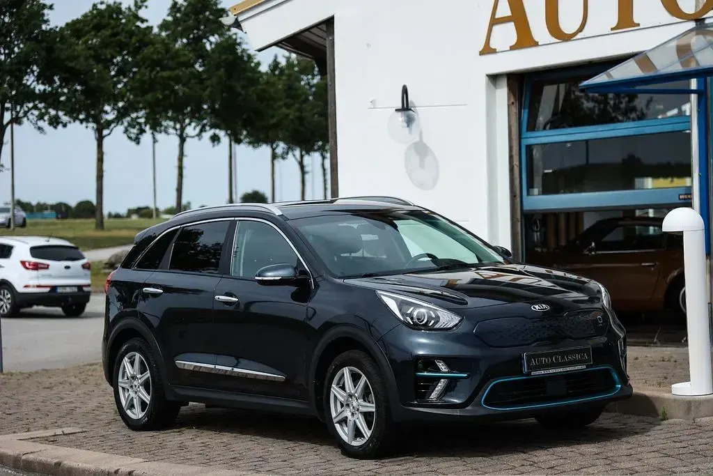 Gebraucht Kia Niro Advance 150 kW (204 PS) 2021 Blau SUV