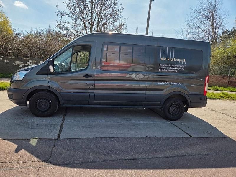 Gebraucht Ford Transit Trend 131 PS (96 kW) 2018 Grau Limousine