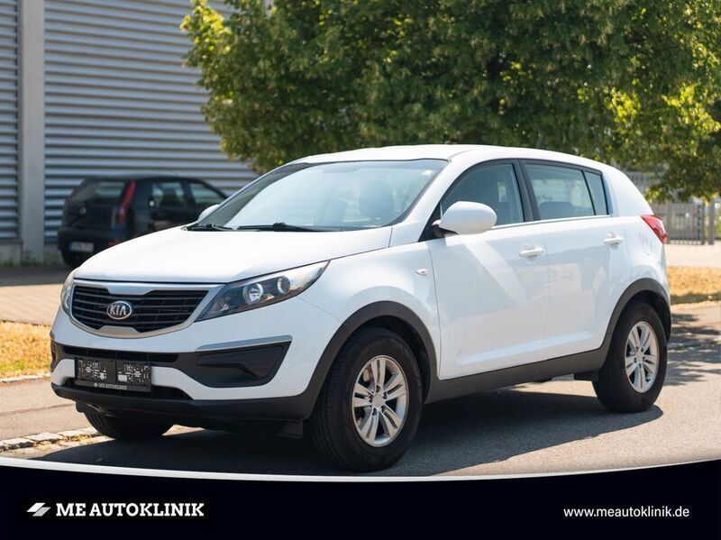 Weiß Gebraucht 2013 Kia Sportage Attract SUV | 8.999 € (Fairer Preis) - Bild 1/4