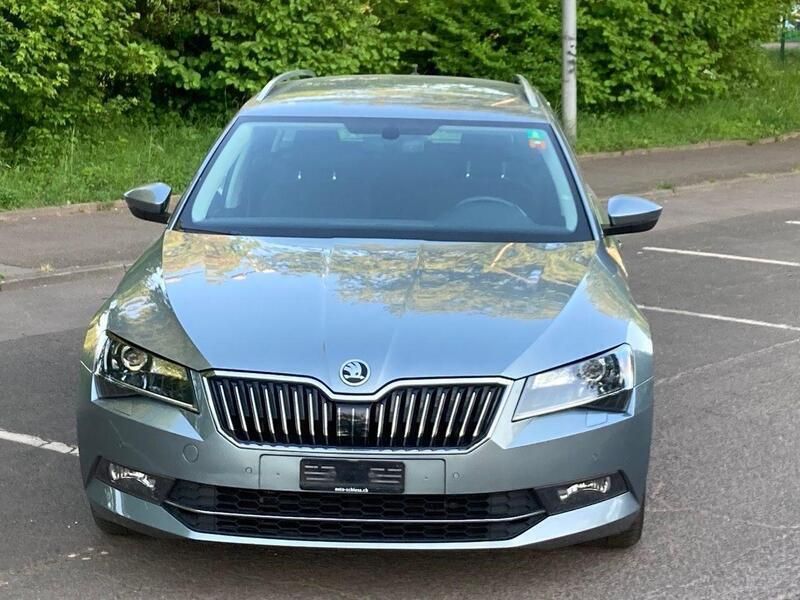 Gebraucht 2016 Skoda Superb Kombi | 6.300 € (Superpreis) - Bild 1/4