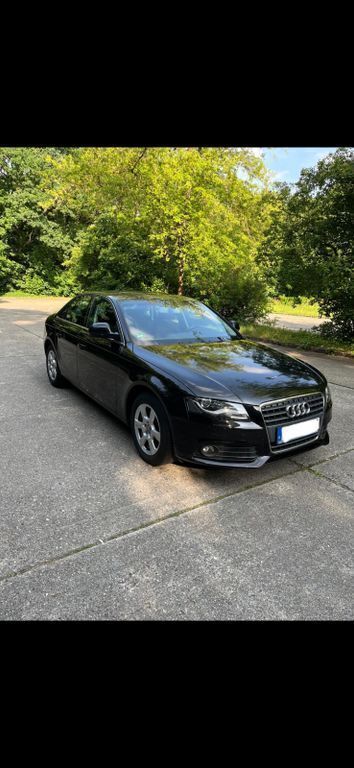Schwarz Gebraucht 2009 Audi A4 Ambiente Limousine | 6.444 € (Fairer Preis) - Bild 1/4
