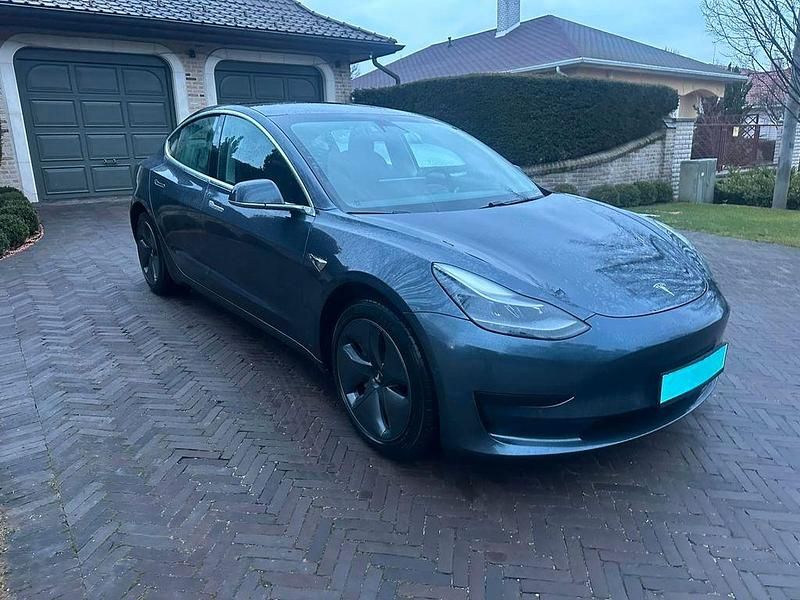Gebraucht Tesla Model 3 175 kW (238 PS) 2020 Grau Limousine