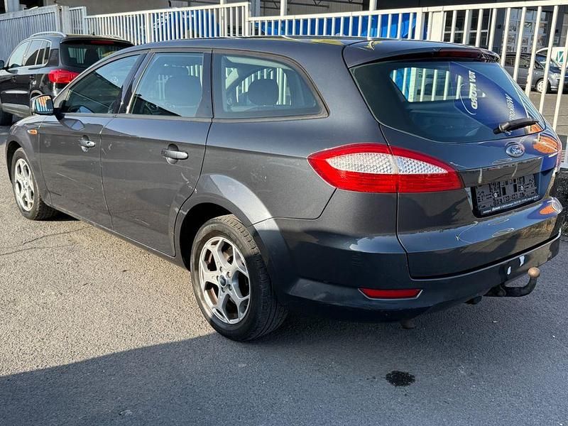 Gebraucht Ford Mondeo Trend 145 PS (106 kW) 2008 Grau Limousine